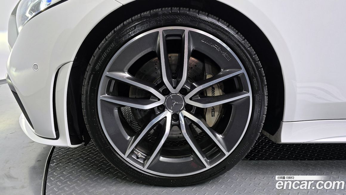 Mercedes-Benz CLS-Class 2021