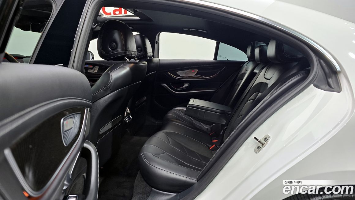 Mercedes-Benz CLS-Class 2021