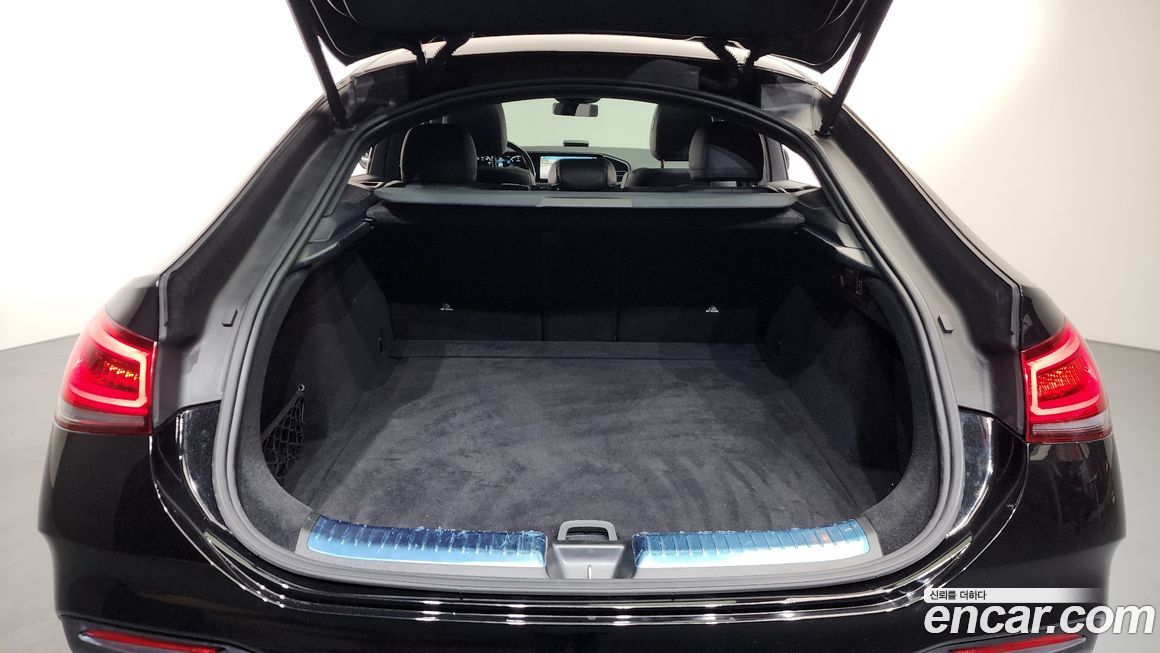 Mercedes-Benz GLE-Class 2021