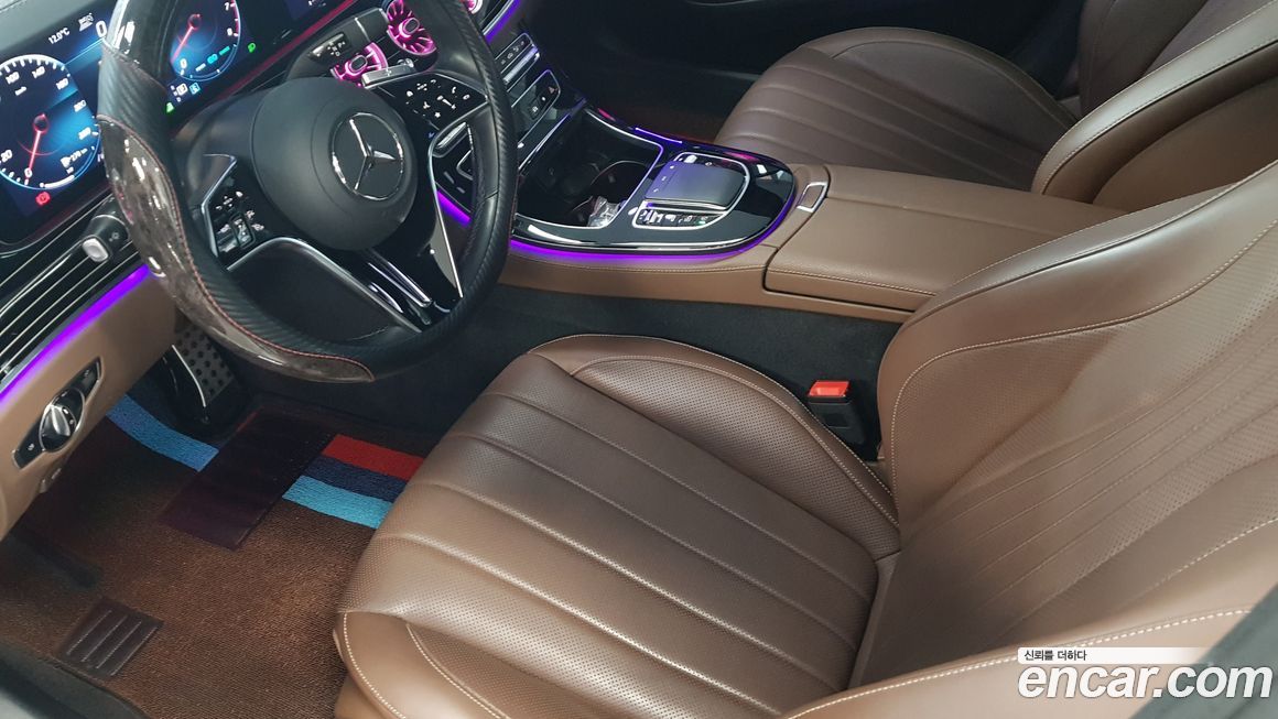 Mercedes-Benz E-Class 2021