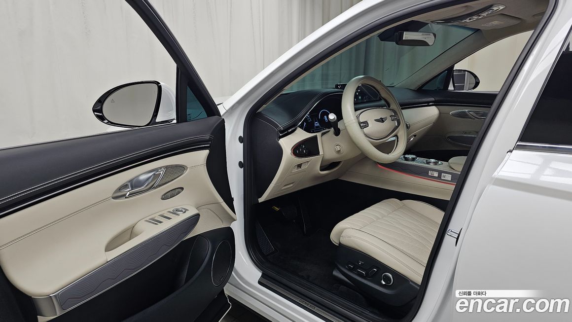 Genesis GV70 2024