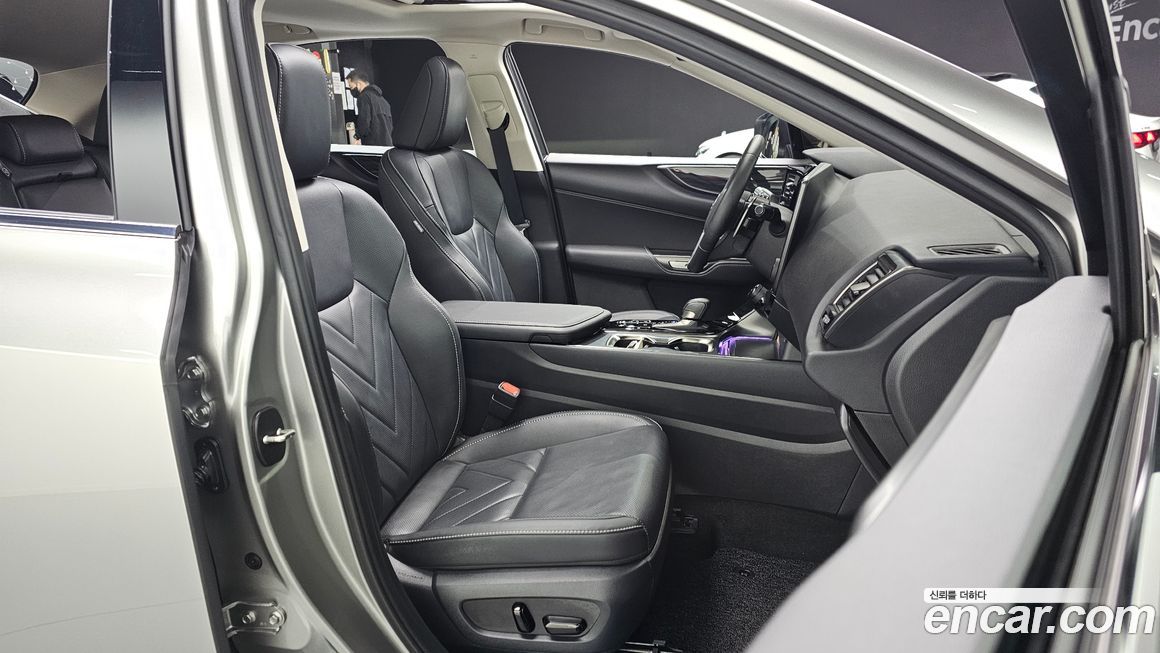 Lexus NX 2025