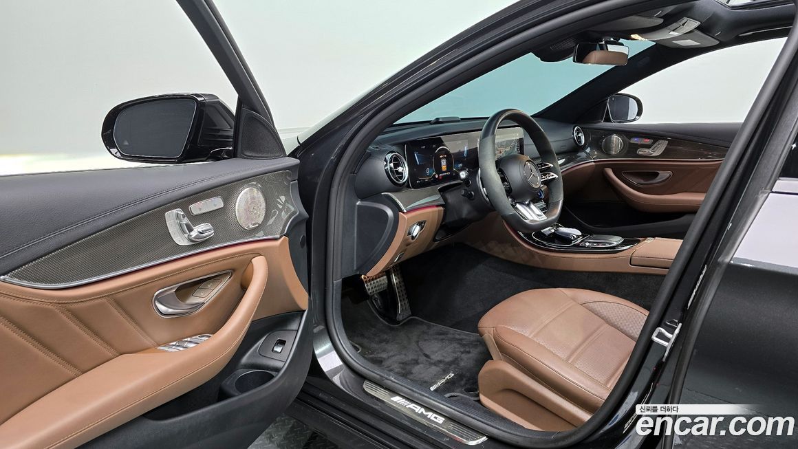 Mercedes-Benz E-Class 2021