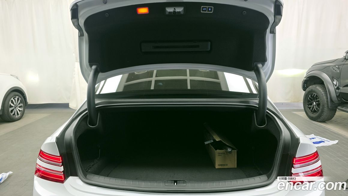 Genesis G80 2025