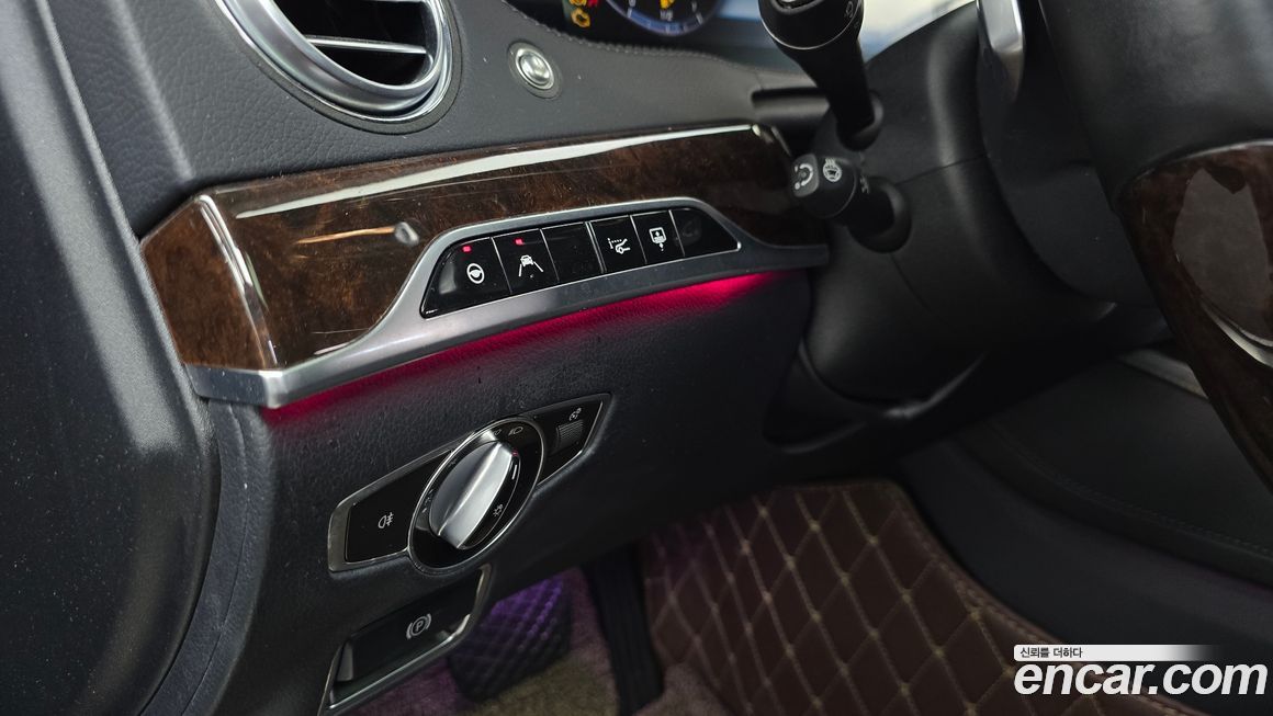 Mercedes-Benz S-Class 2020