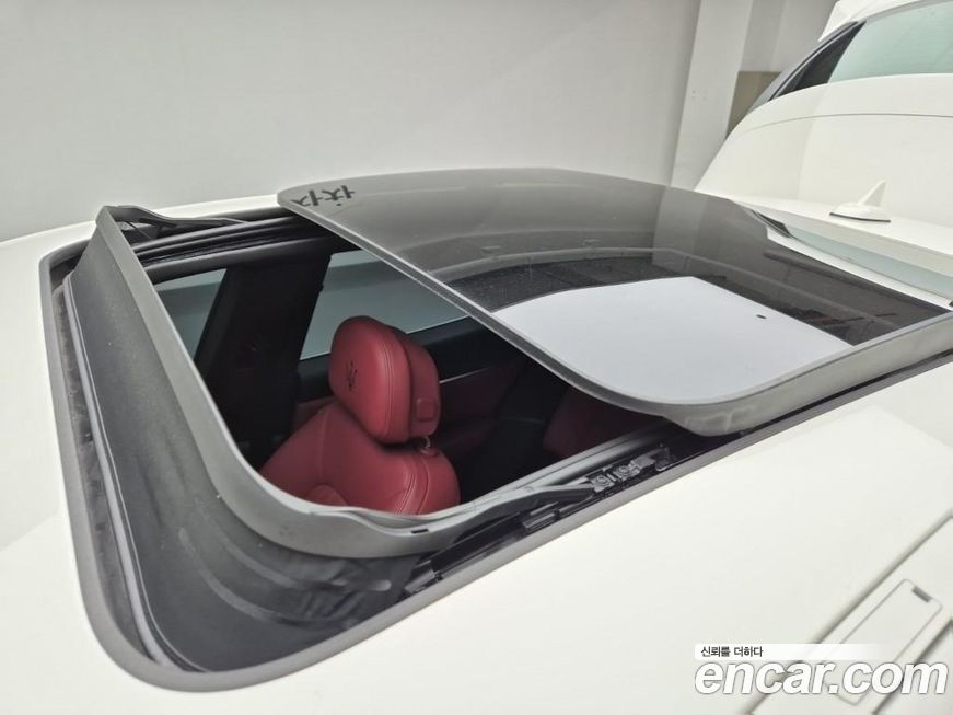 Maserati Levante 2022