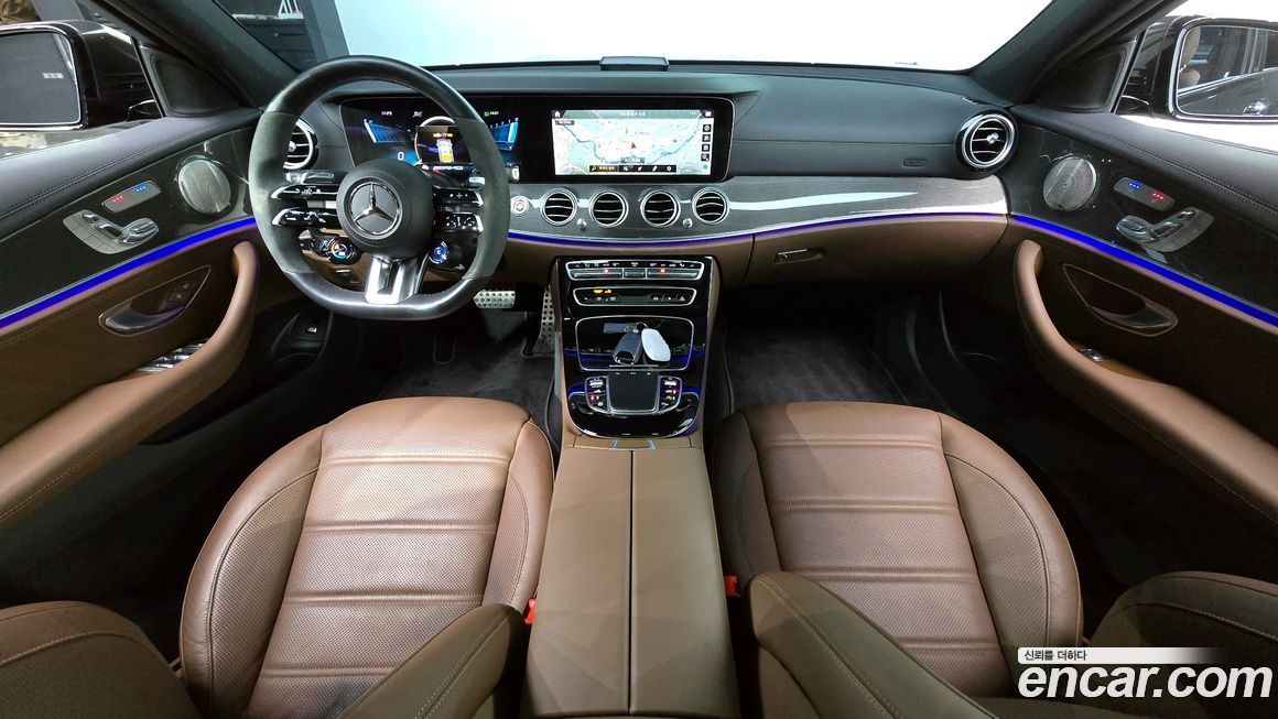 Mercedes-Benz E-Class 2021