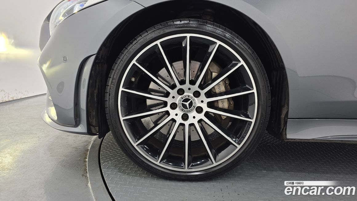 Mercedes-Benz CLS-Class 2021