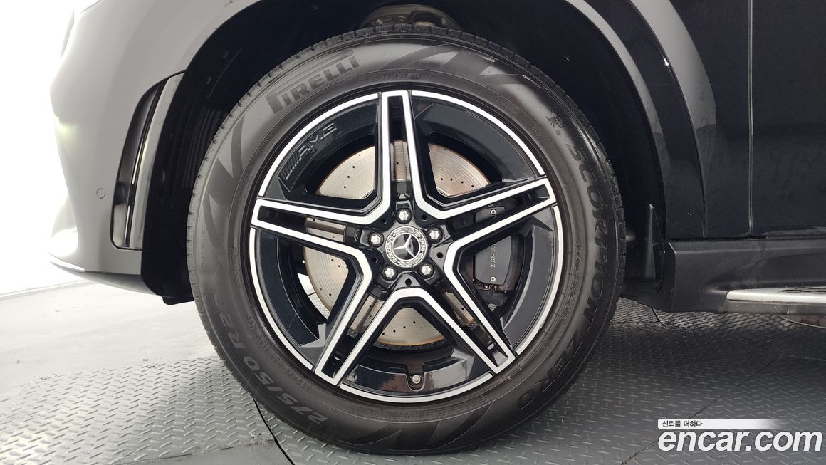 Mercedes-Benz GLE-Class 2021