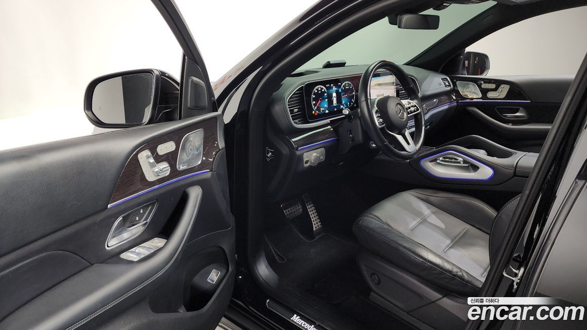 Mercedes-Benz GLE-Class 2021