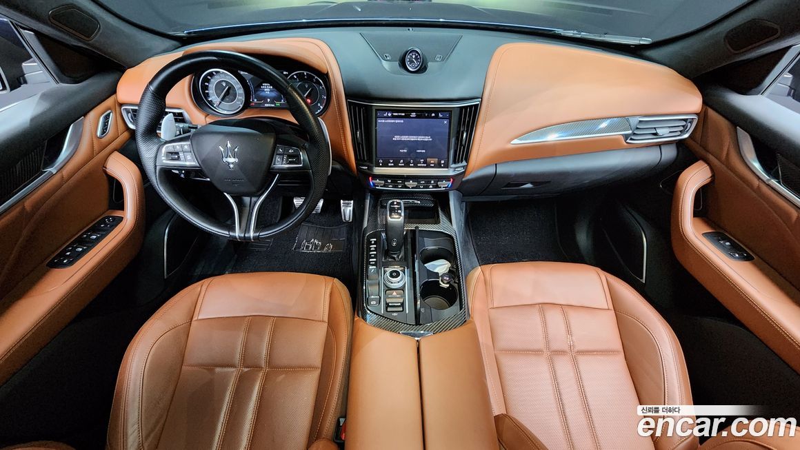 Maserati Levante 2022