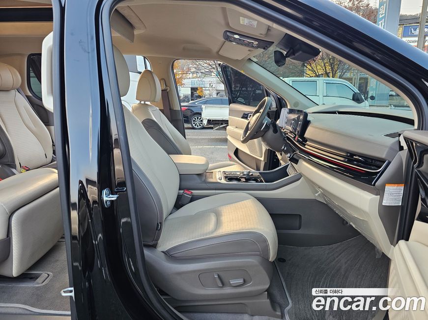 Kia Canival 2025
