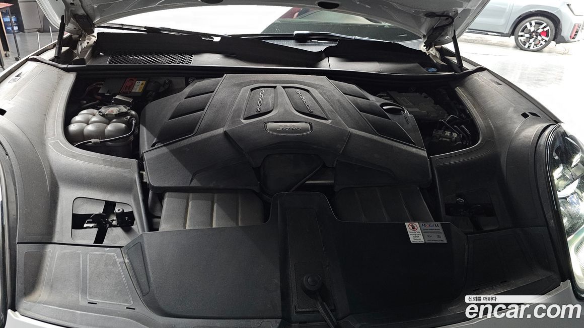 Porsche Cayenne 2020