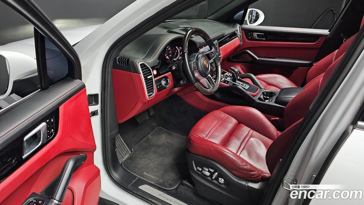 Porsche Cayenne 2020