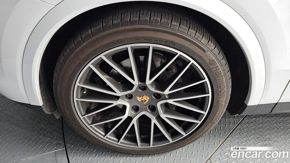 Porsche Cayenne 2020