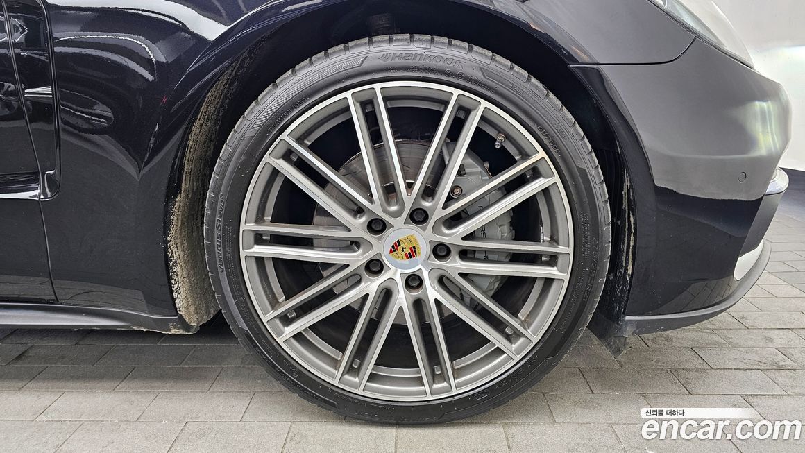 Porsche Panamera 2018