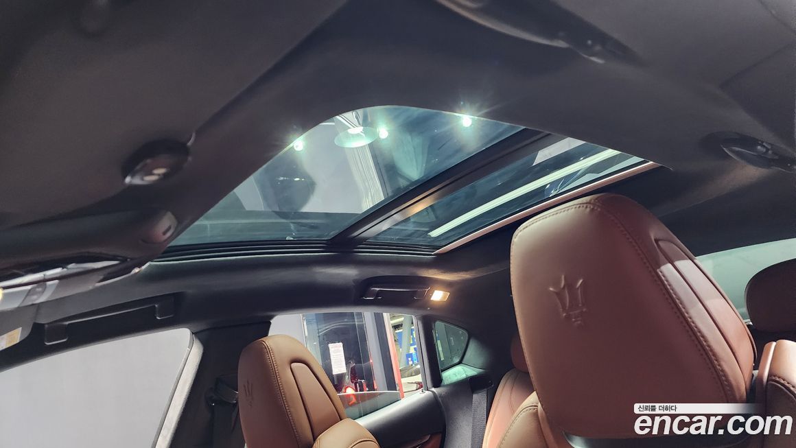 Maserati Levante 2022