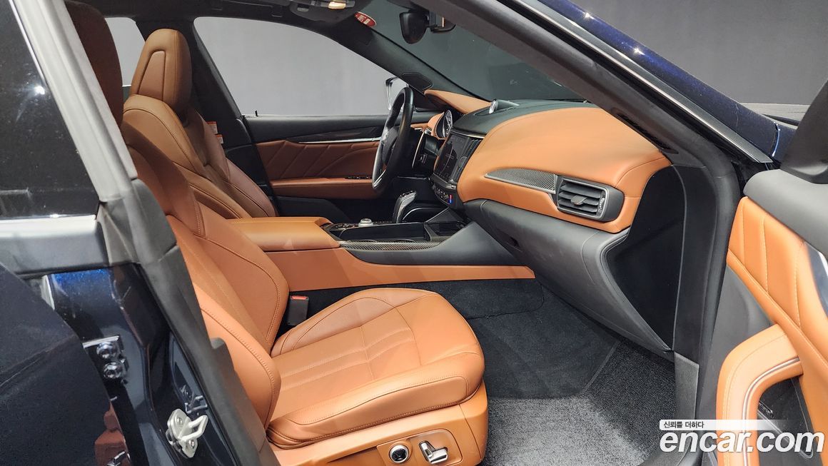 Maserati Levante 2022