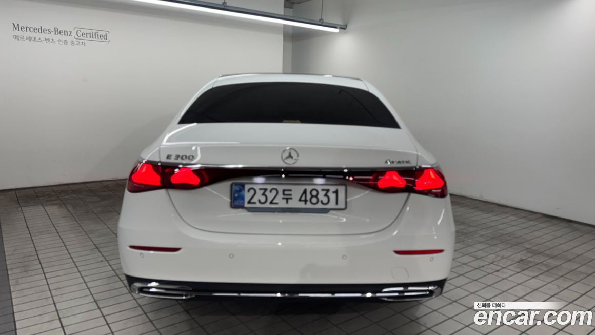 Mercedes-Benz E-Class 2025