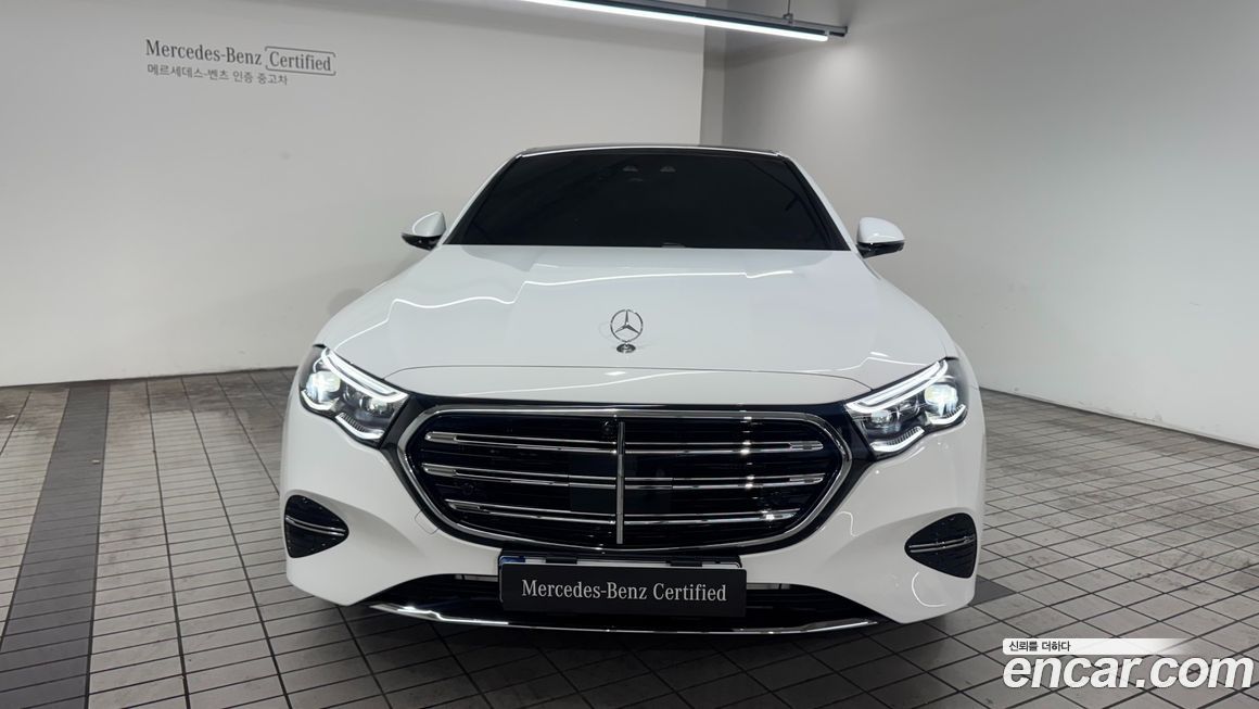 Mercedes-Benz E-Class 2025