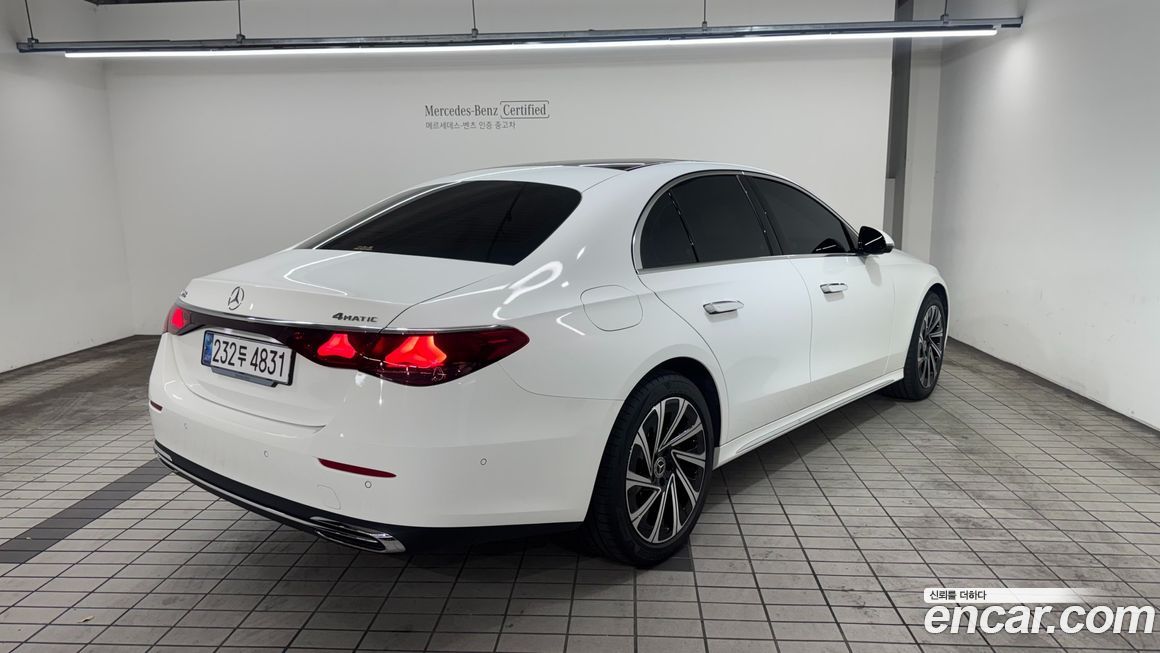 Mercedes-Benz E-Class 2025