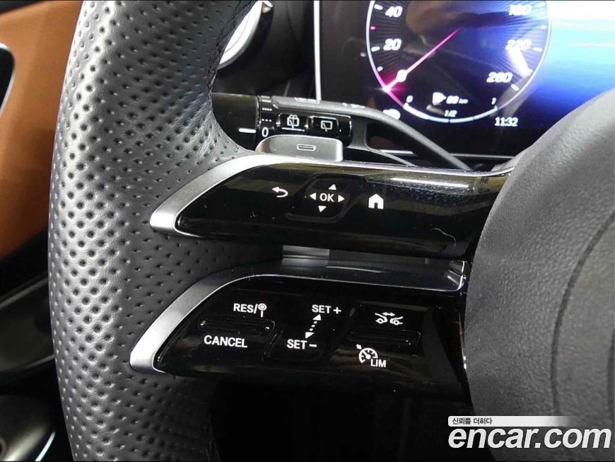 Mercedes-Benz GLC-Class 2023