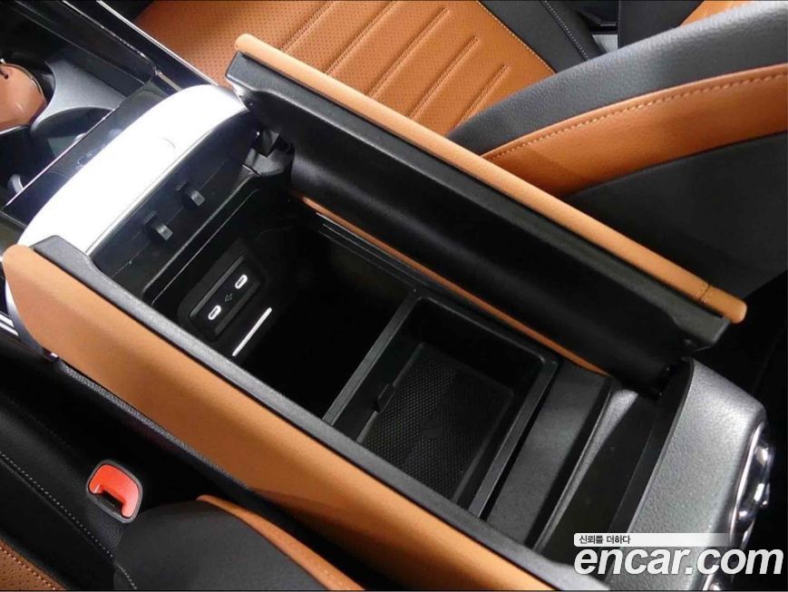 Mercedes-Benz GLC-Class 2023