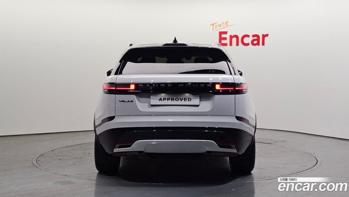 Land Rover Range Rover Velar 2025