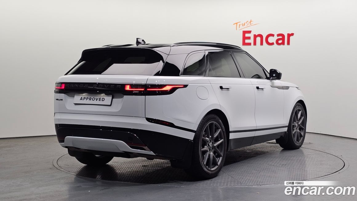 Land Rover Range Rover Velar 2025