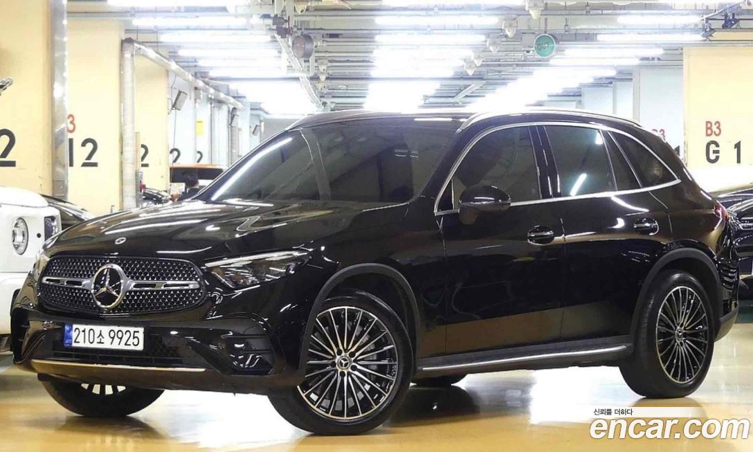 Mercedes-Benz GLC-Class 2023