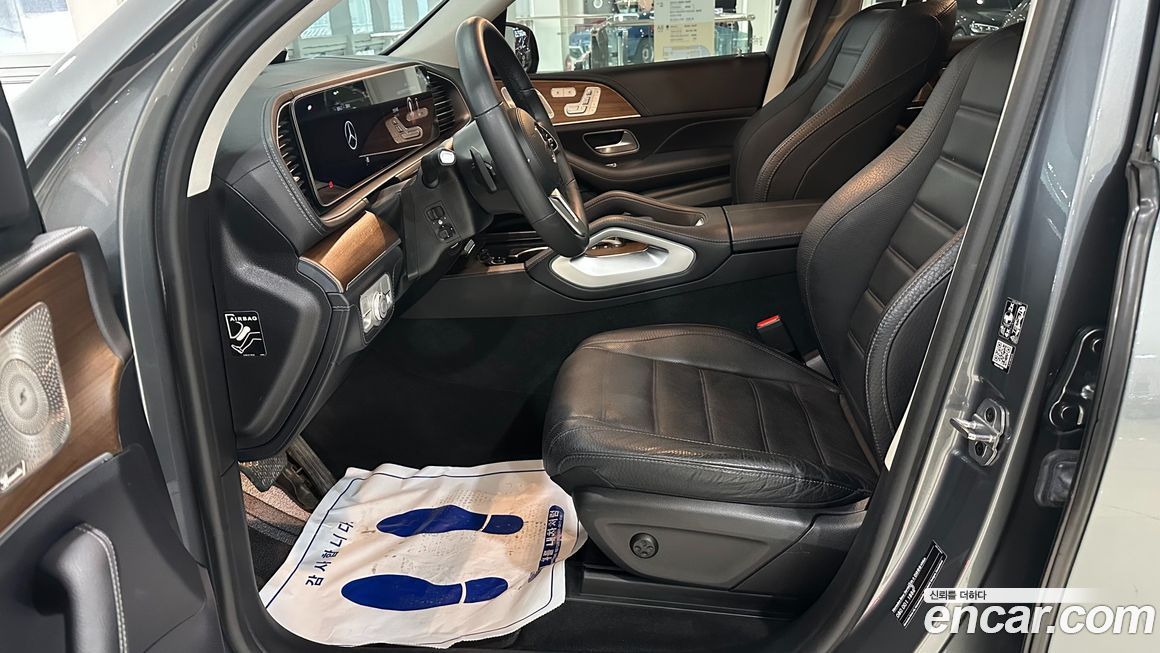 Mercedes-Benz GLE-Class 2021