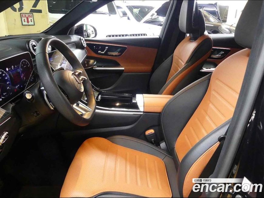 Mercedes-Benz GLC-Class 2023