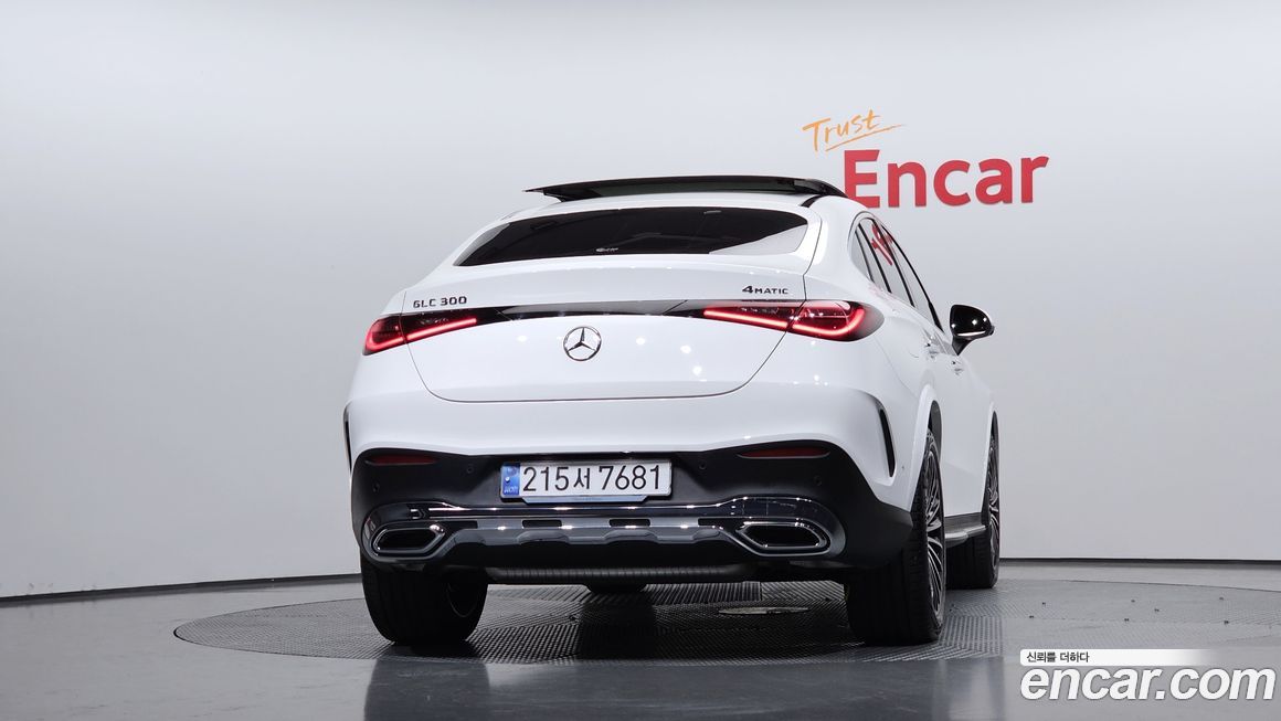 Mercedes-Benz GLC-Class 2025