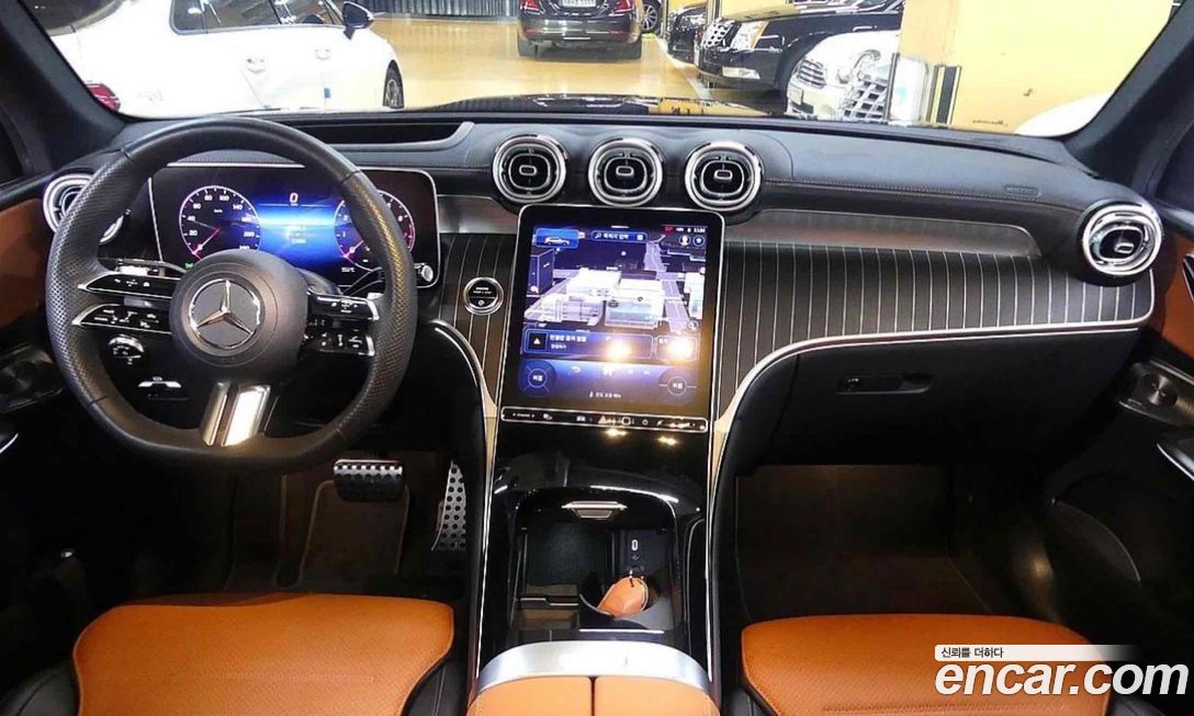 Mercedes-Benz GLC-Class 2023