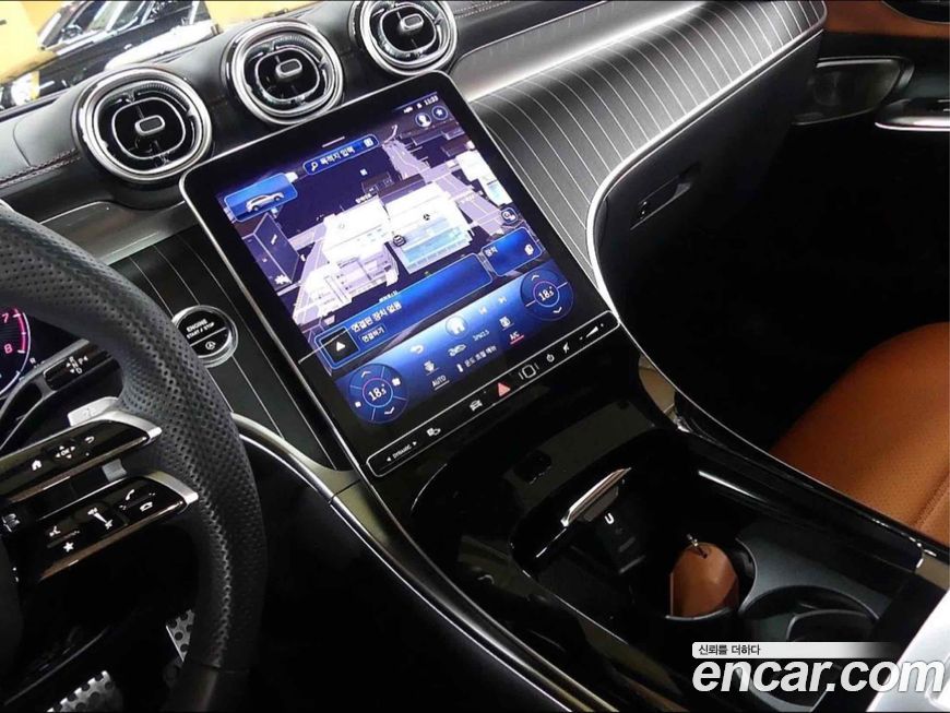 Mercedes-Benz GLC-Class 2023