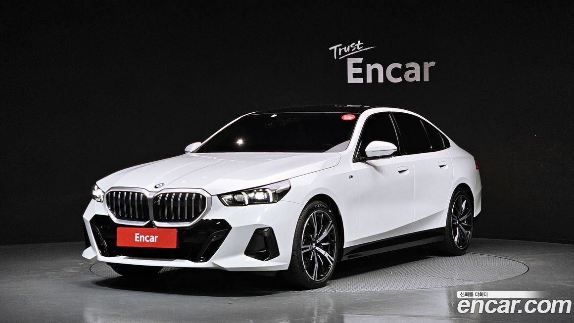 BMW 5-Series 2025