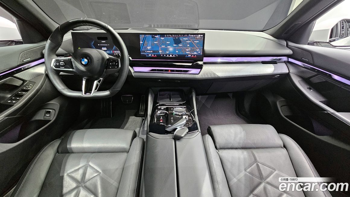 BMW 5-Series 2025