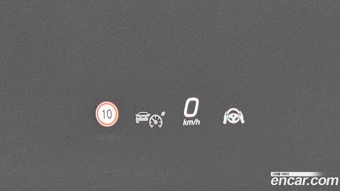 Mercedes-Benz GLC-Class 2025