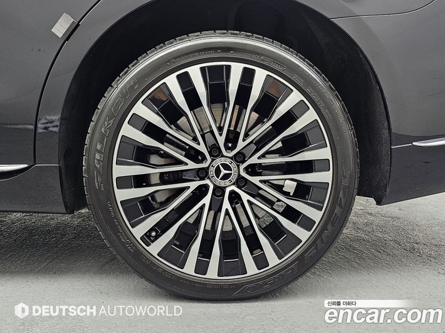 Mercedes-Benz S-Class 2021