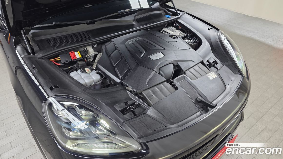 Porsche Cayenne 2020