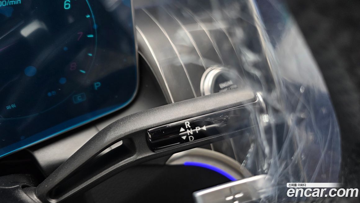 Mercedes-Benz GLC-Class 2026