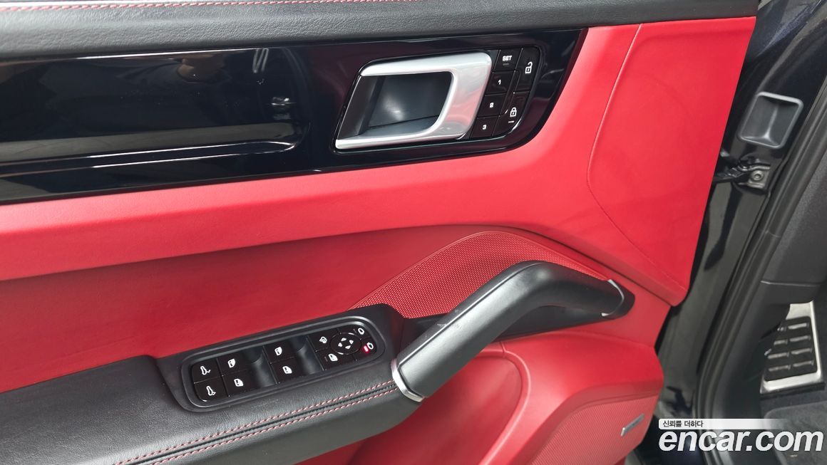 Porsche Cayenne 2020