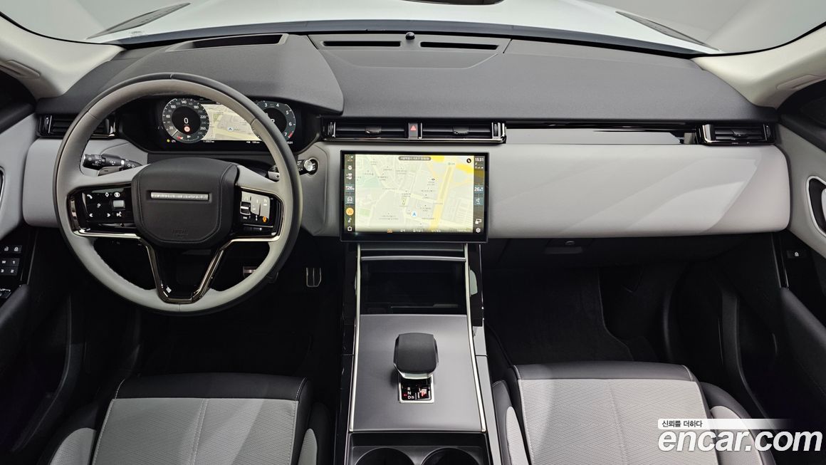 Land Rover Range Rover Velar 2025