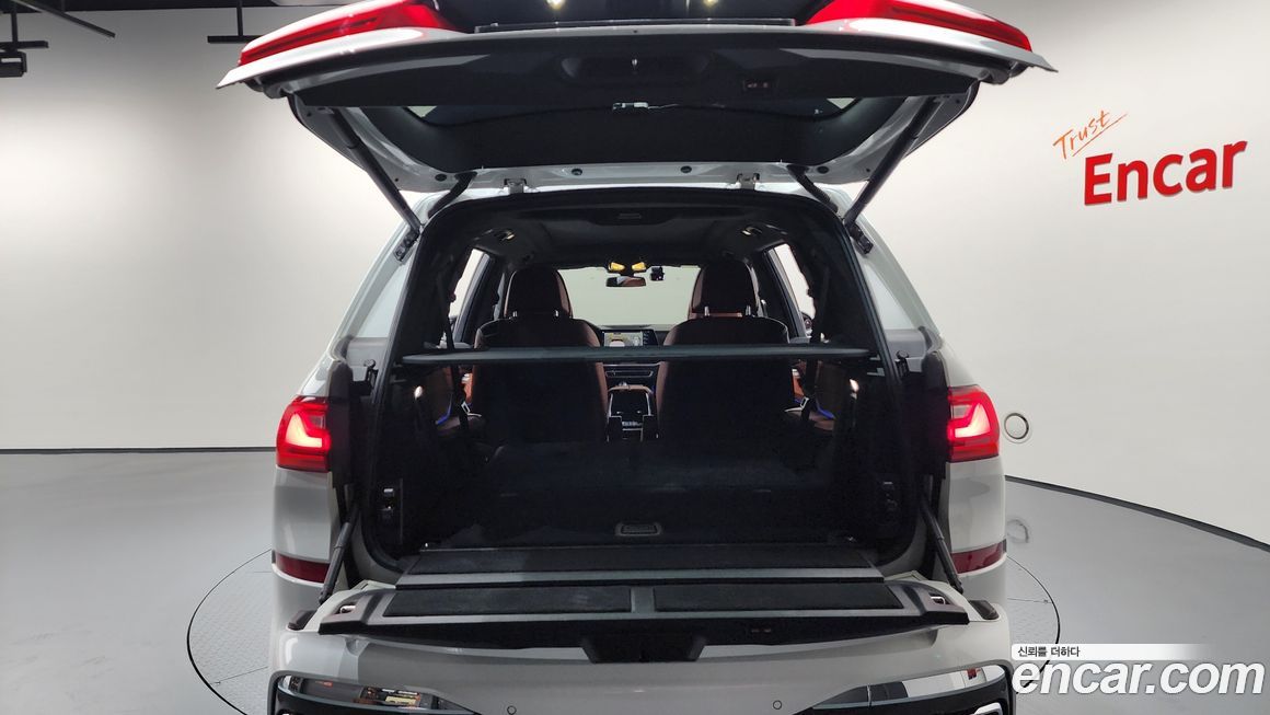 BMW X7 2022