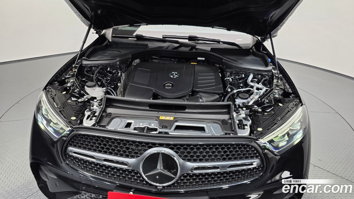 Mercedes-Benz GLC-Class 2026