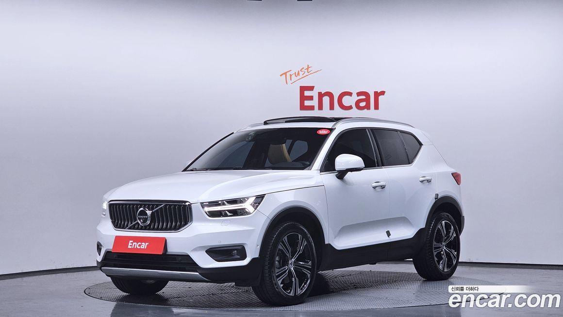 Volvo XC40 2021