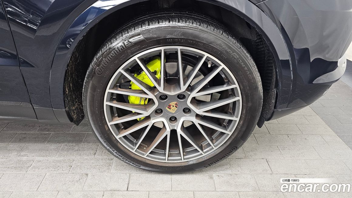 Porsche Cayenne 2022