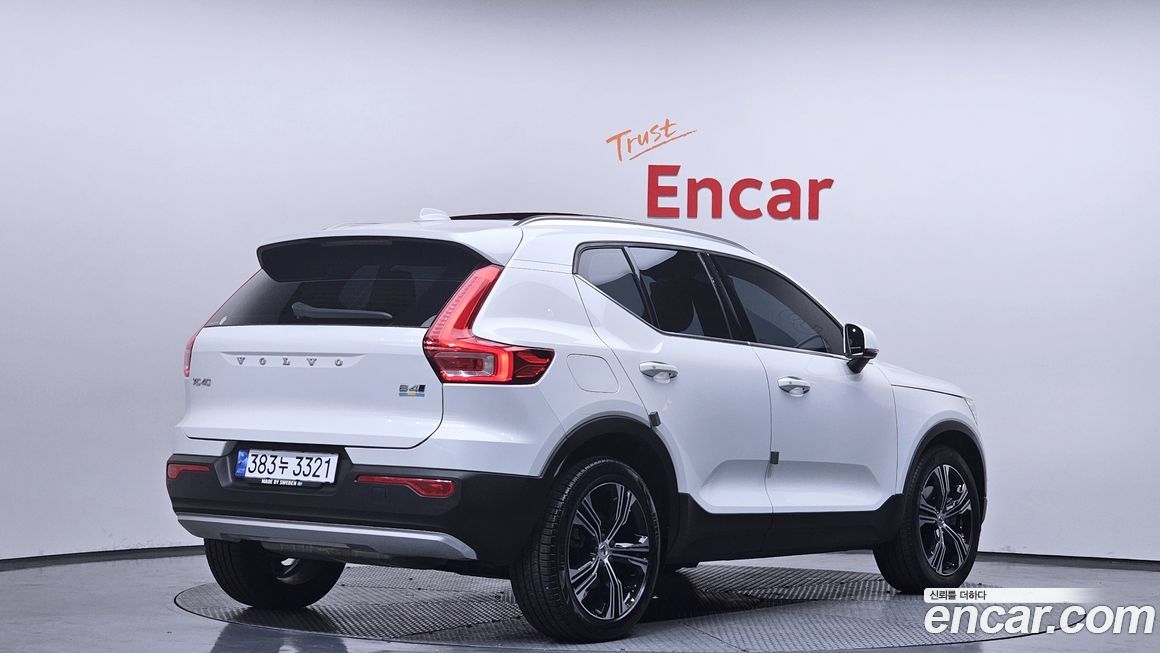 Volvo XC40 2021