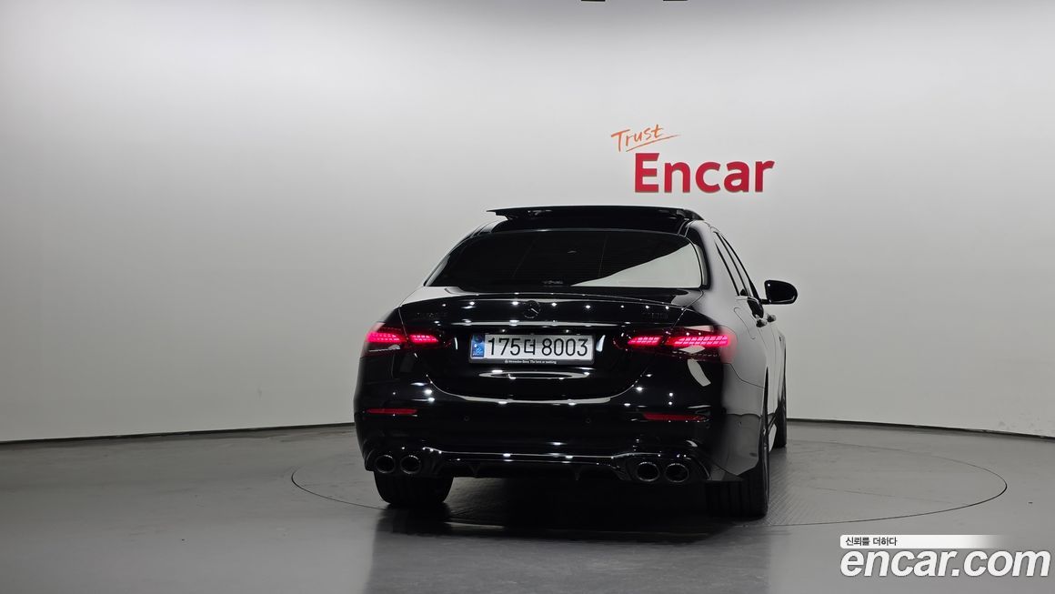 Mercedes-Benz E-Class 2023