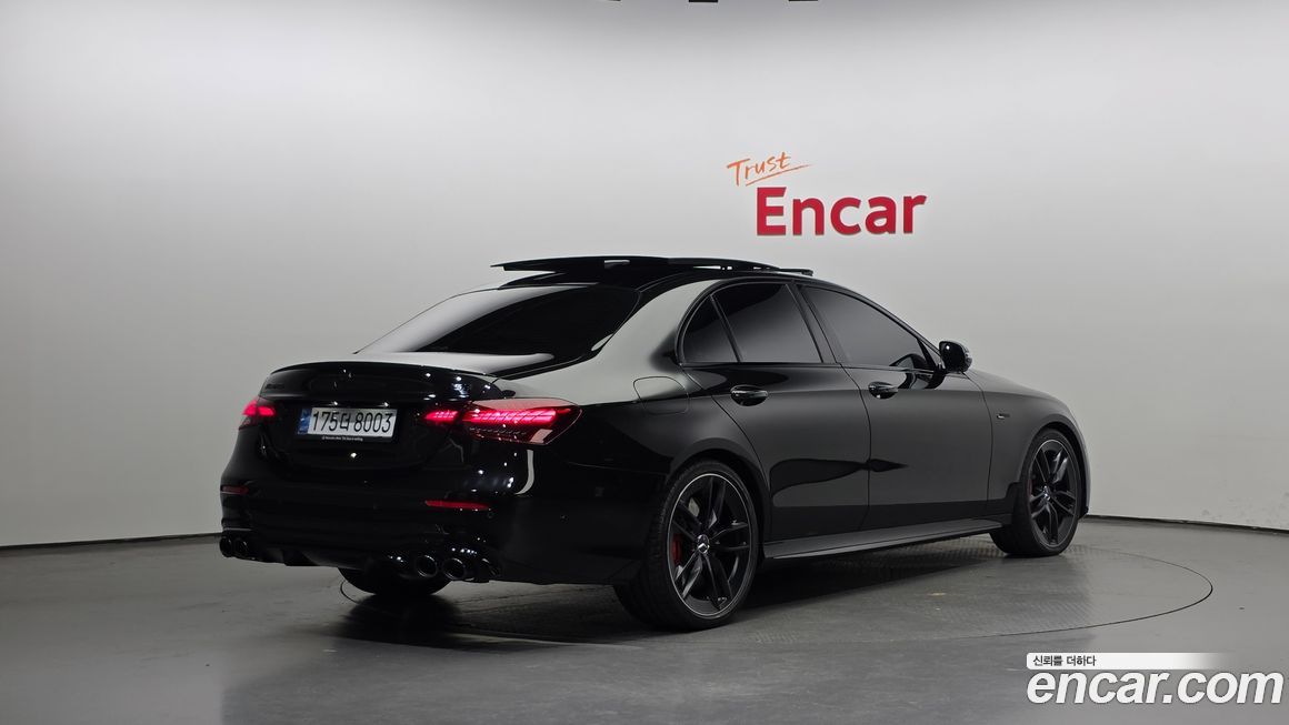 Mercedes-Benz E-Class 2023